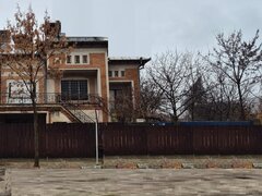 Alexandria, casa-vila de vanzare, teren 1050 mp pretabil comercial